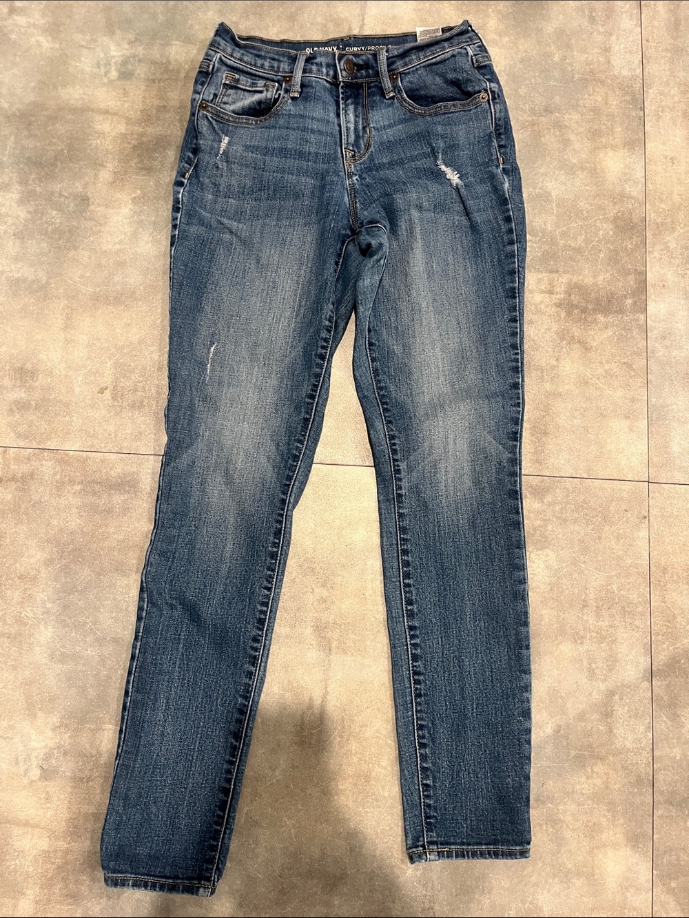 Old Navy Women’s Skinny Jeans in Dark Blue Wash